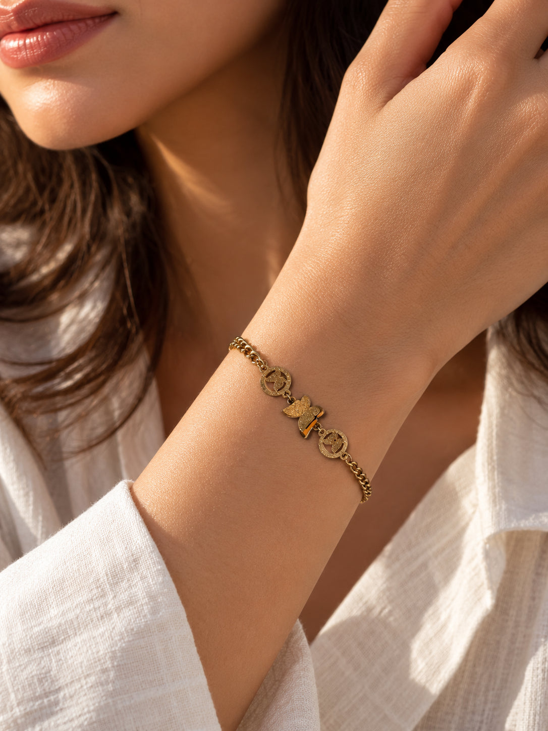 Bracelet Celestia Gold Butterfly Charm Chain For Women